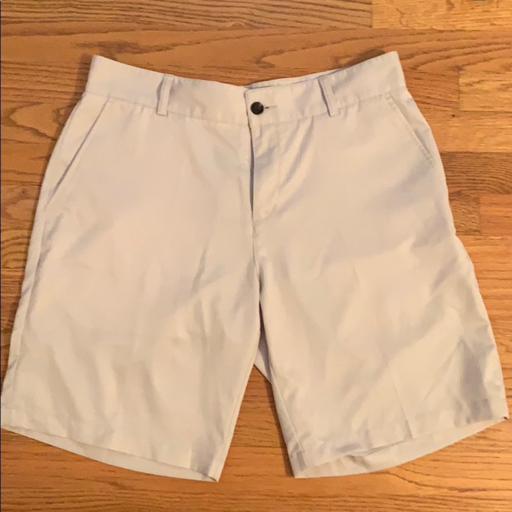 Men’s Adidas khaki golf shorts